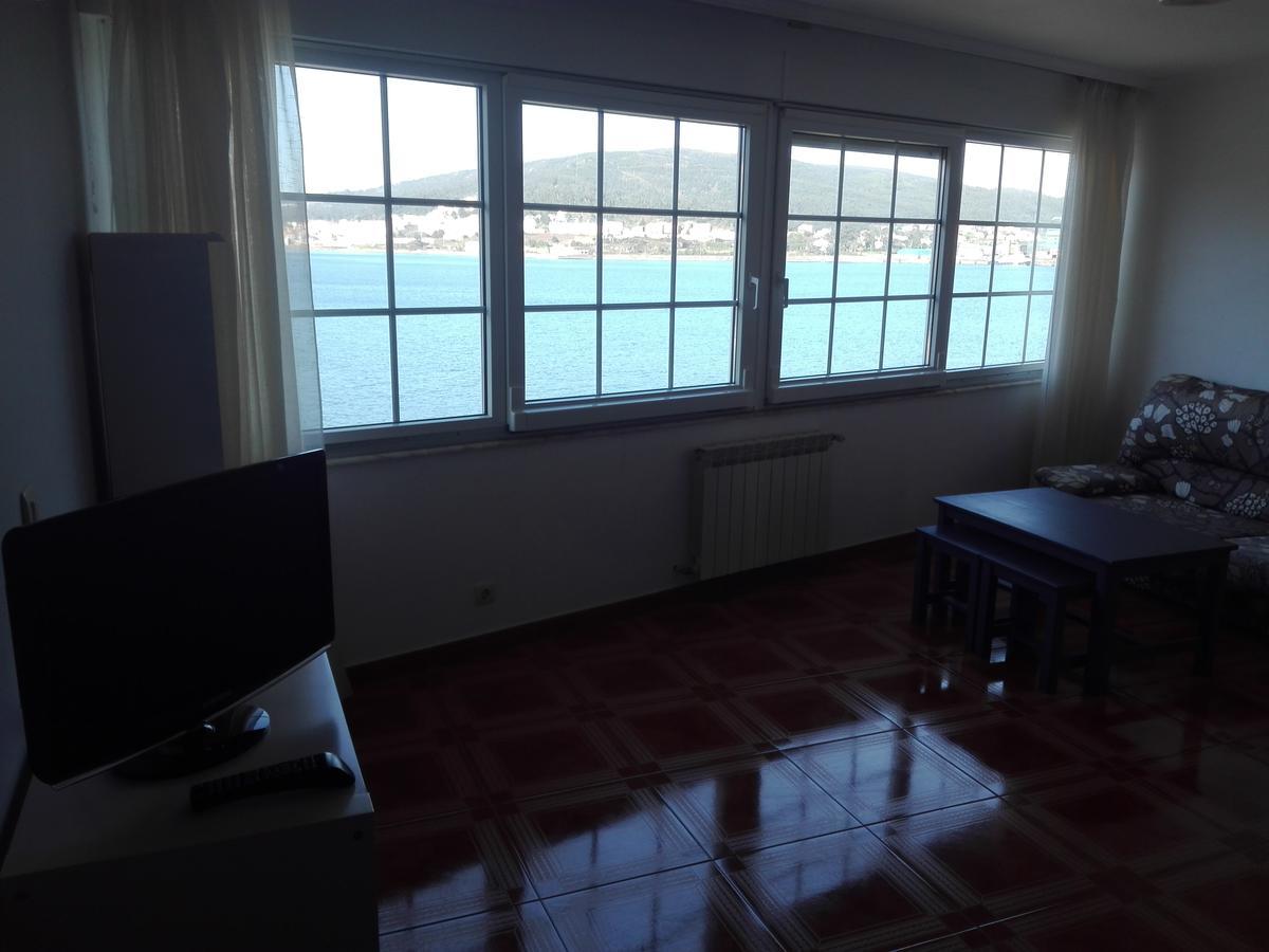 Aparthotel Corcubion Playa De Quenxe 外观 照片